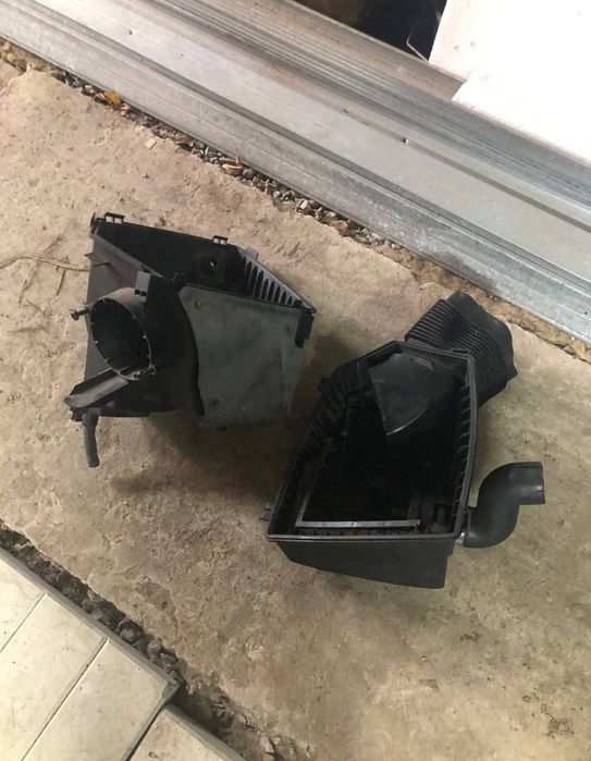 Продам  корпус воздушного фильтра на Audi A6C6 2.0 TFSI