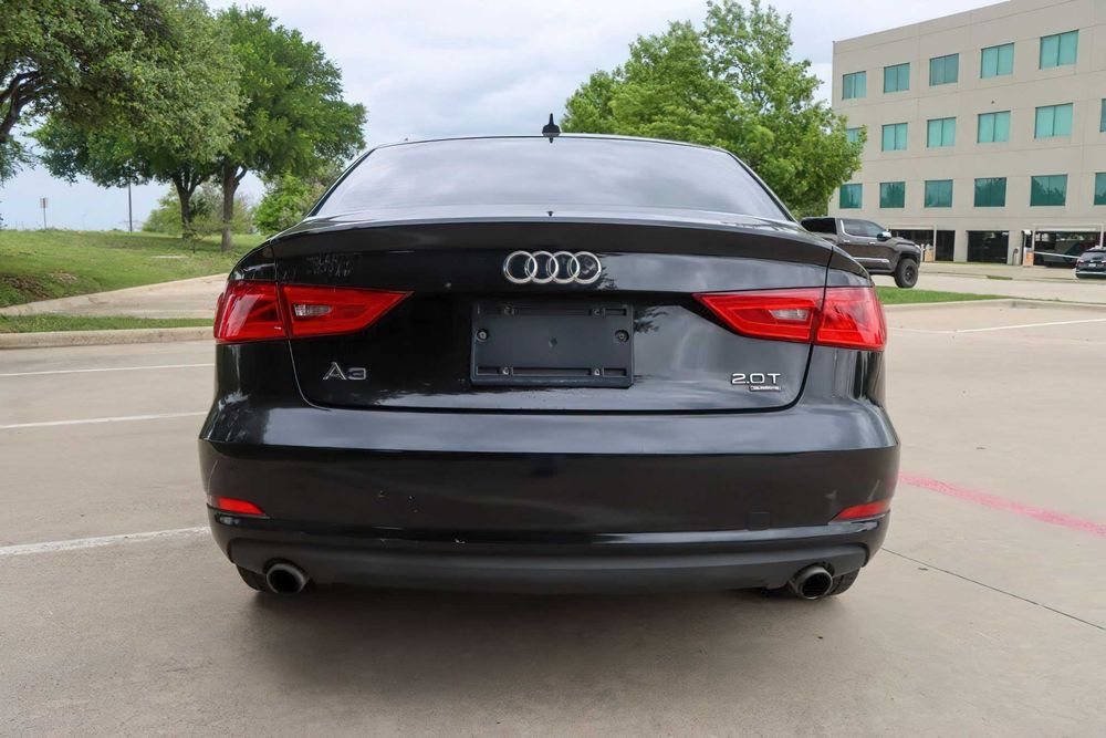 Audi A3      2015