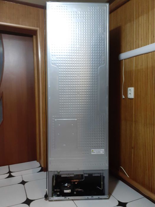 Большой холодильник SAMSUNG No Frost . (Доставка)