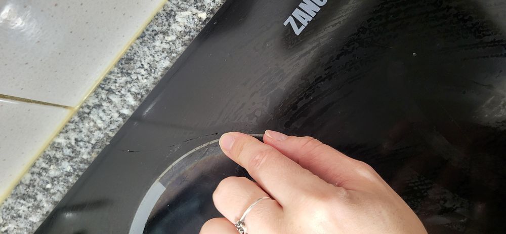 Placa vitrocerâmica Zanussi (vidro partido)