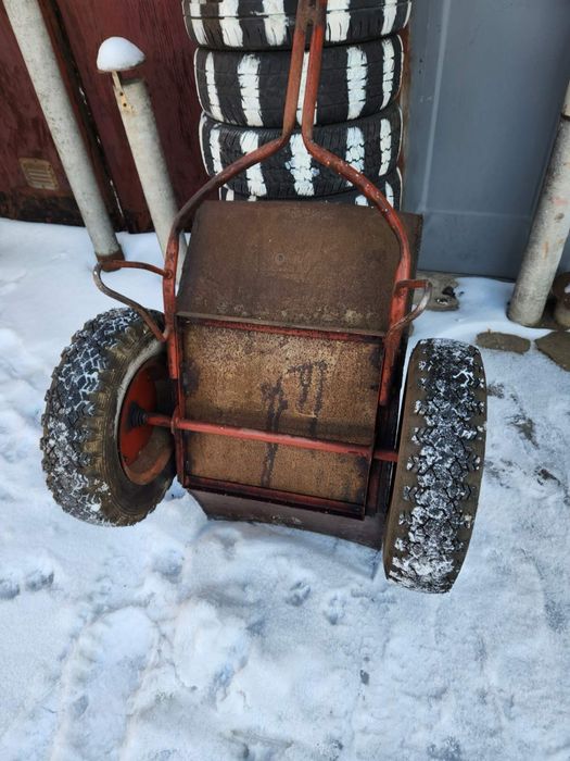 Садово строительная тачка