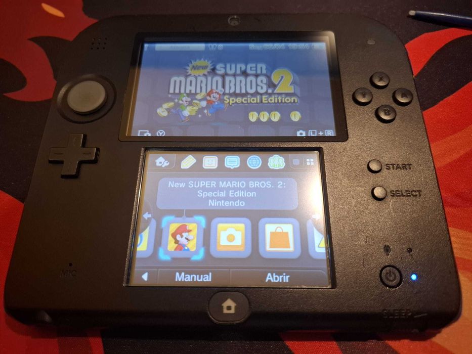 nintendo 2DS preta e azul com new super mario bros 2 de fábrica. Modificação a pedido.