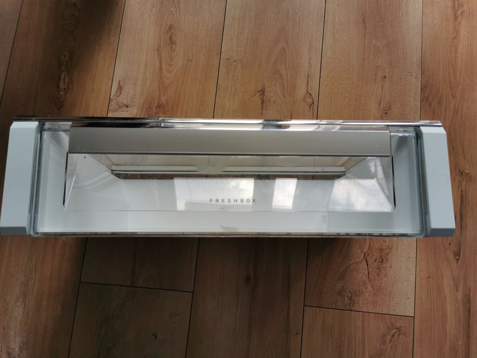 Szuflada podwieszana z pokrywą chłodziarki AEG