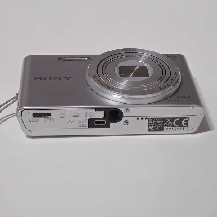 Sony Cybershot DSC-W830 - 20.1MP - Máquina fotográfica compacta