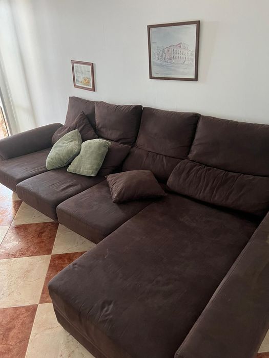 Sofá com arrumação extensível