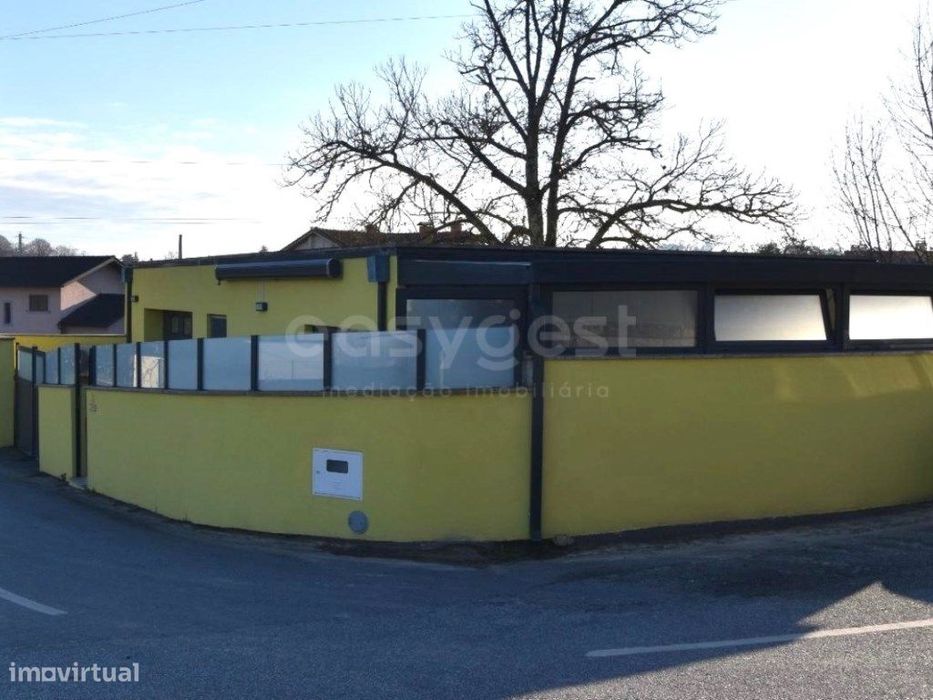 Magnifica Moradia T1+1 situada na freguesia do Campo