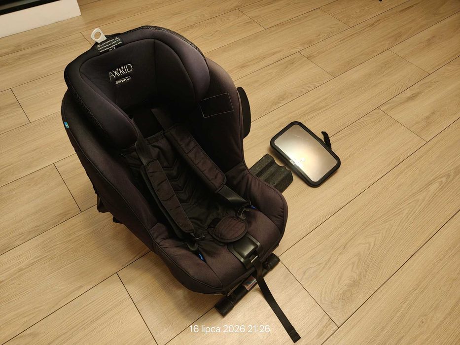 fotelik samochodowy axkid minikid