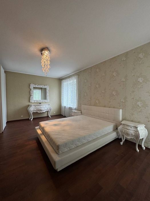 Аренда дома в Обуховке. Баня. Бассеин