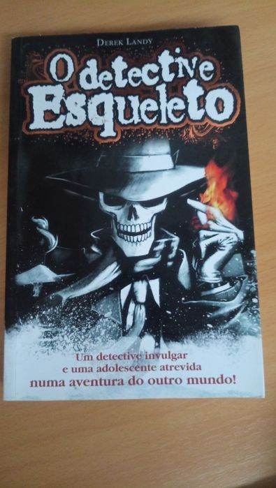 Livro O Detetive Esqueleto