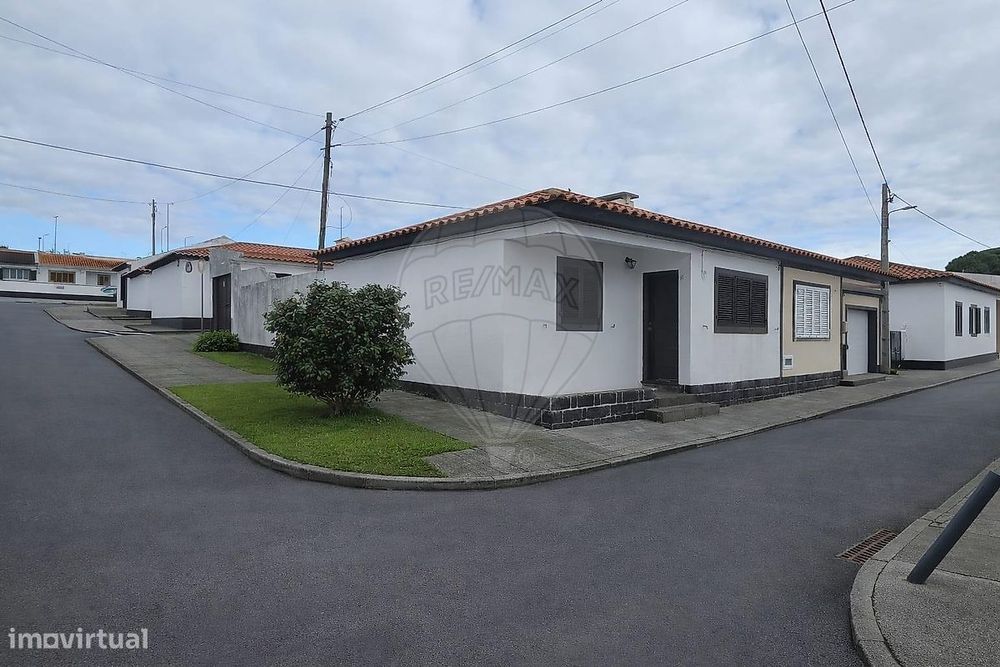 Moradia T2 para venda