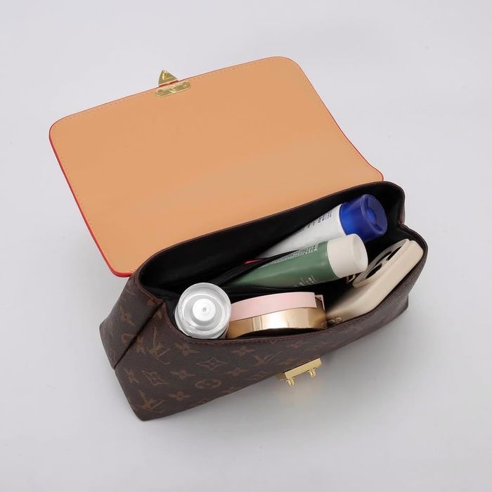LOUIS VUITTON — luxo e elegância em cada detalhe!