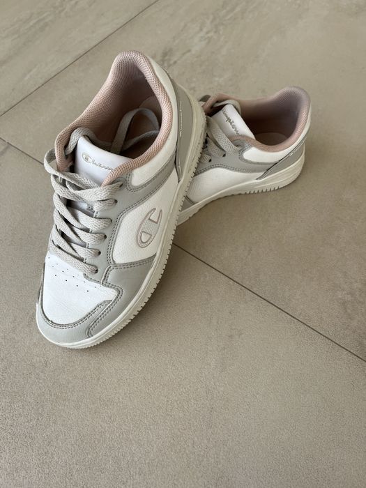 Adidasy champion