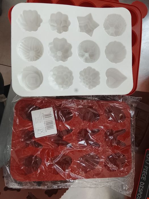 Formy silikonowe zajączki, kwiatki, rękaw cukierniczy kokilki