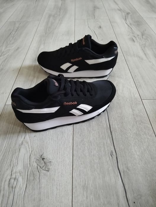 Жіночі красовки Reebok37.5р.24см нові