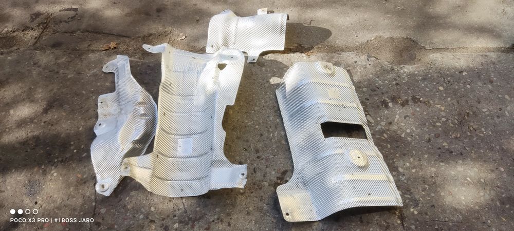 FORD EcoSport USA Osłony termiczne układu wydechowego komplet