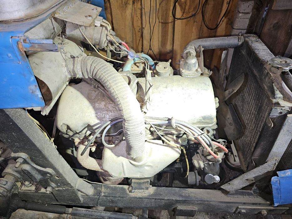 Трактор для сільськогосподарських робіт