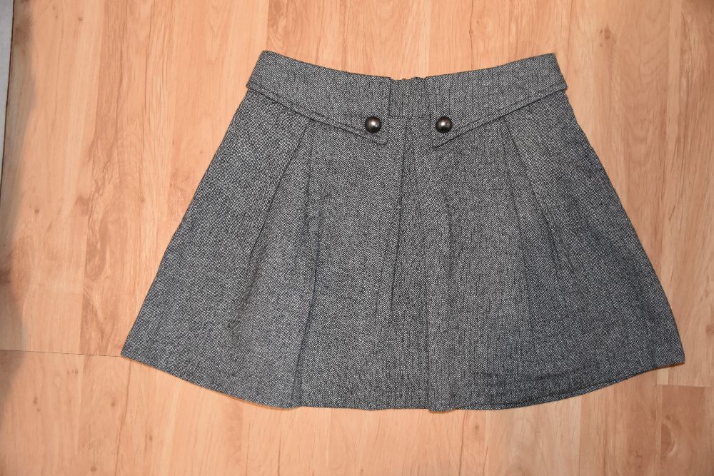 Szara spódniczka mini