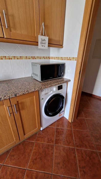 QUARTO para arrendar
