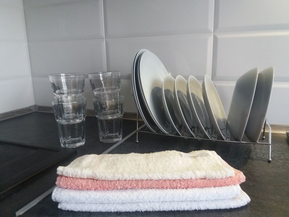 Здам подобово р-н вокзалу 1 кімнатну квартиру.Студія.(Перша здача).