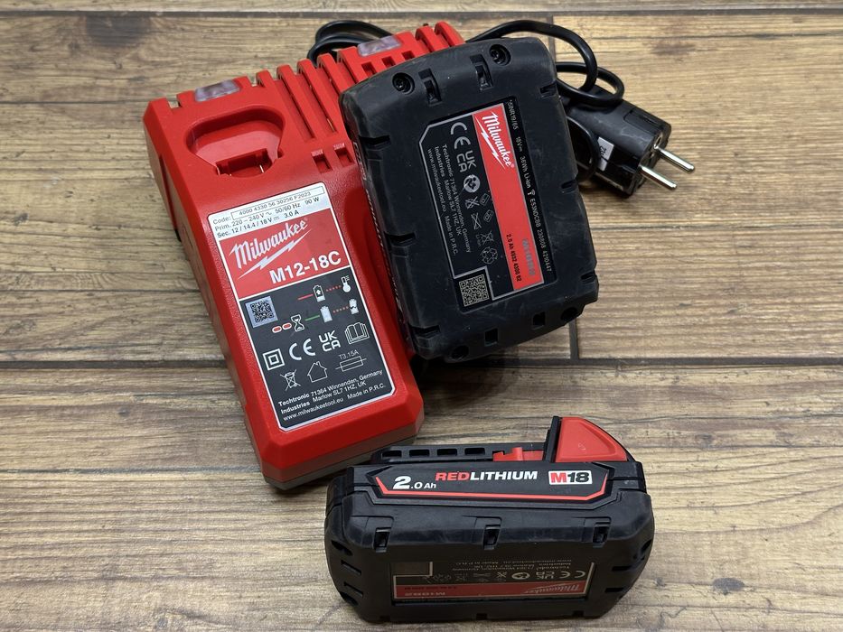 2x Bateria akumulator Milwaukee M18 2.0Ah 2023r. + ładowarka M12-18C