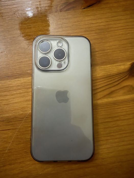 iPhone 15  pro.