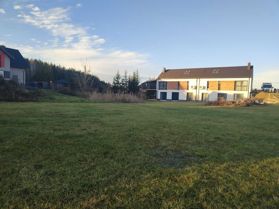 Działka budowlana z warunkami zabudowy 1874 m² / 3084 m² - Nowodworce!