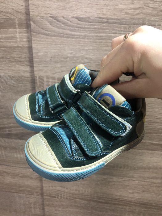 Шкіряні кеди