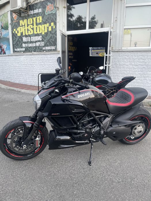 Ducati Diavel Carbon 2014