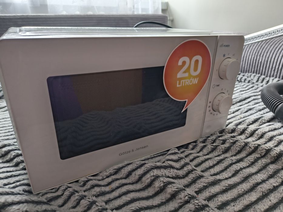 Mikrofalówka Götze & Jensen 20L