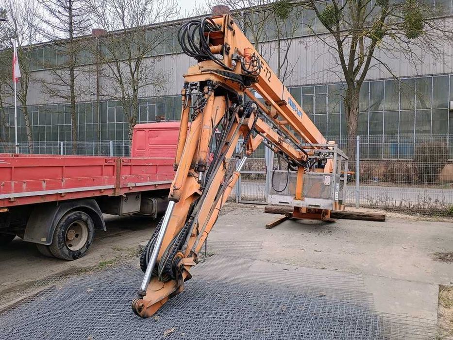 Ramie, podnośnik hydrauliczny z koszem SVABO-LIFT 11DF-72