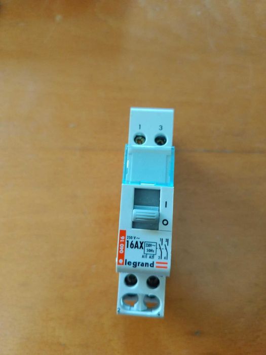 Telerrutor 230V ac