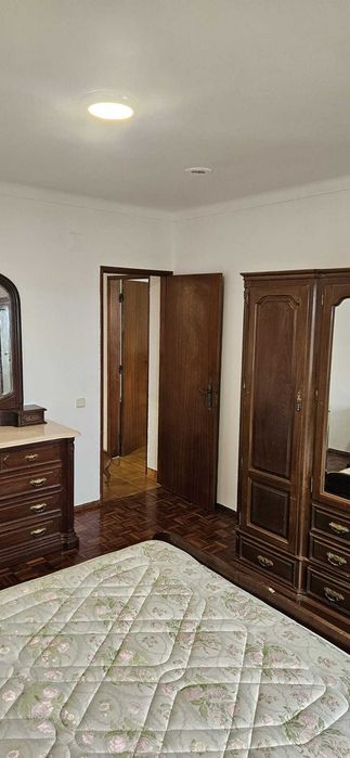 ARRENDAM-SE 2 QUARTOS mobilados – Coto, Caldas da Rainha