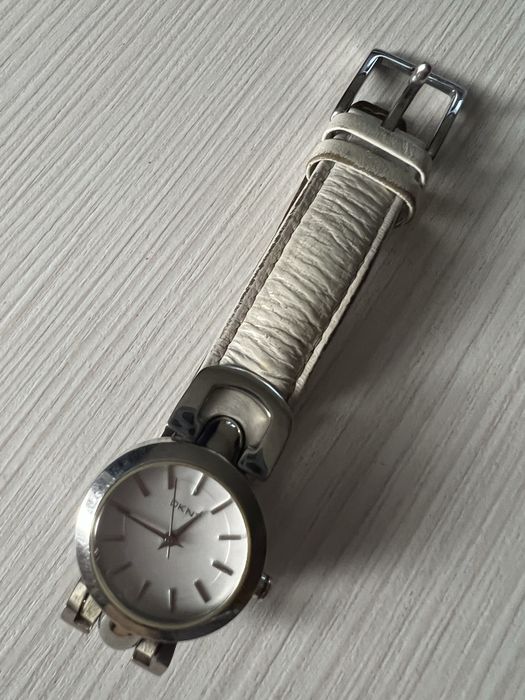 Часы DKNY Stanhope