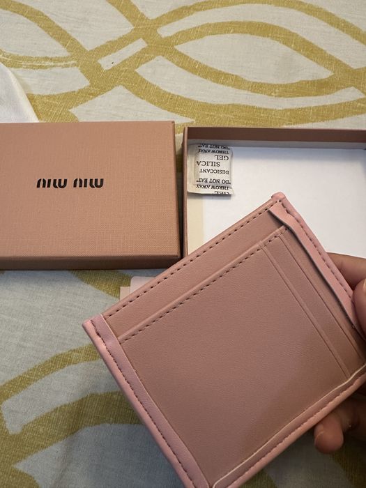 Porta cartoes miu miu