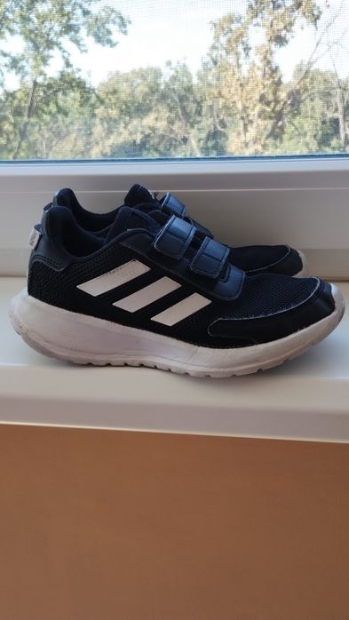 Кросівки дитячі фірми Adidas розмір 33