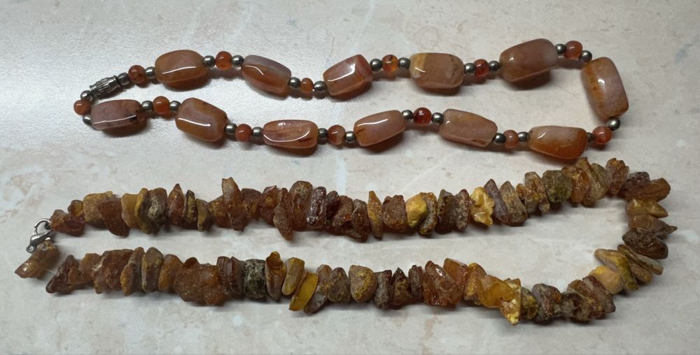 Бусы янтарь, сердолик