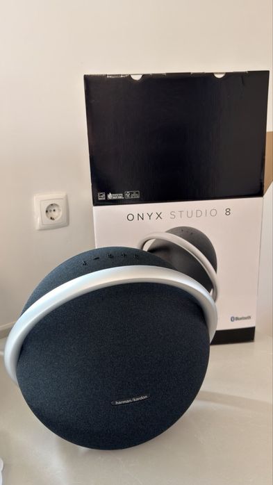 Nova - Coluna Bluetooth HARMAN ONYX Studio 8
