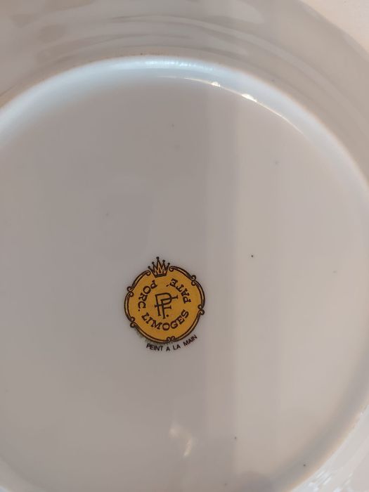 Decorative Plates64729757282306121