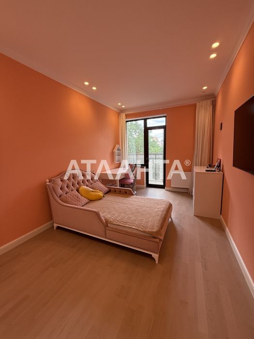 Предлагается к продаже 3 комнатная квартира на Фонтане в ЖК Лимнос !