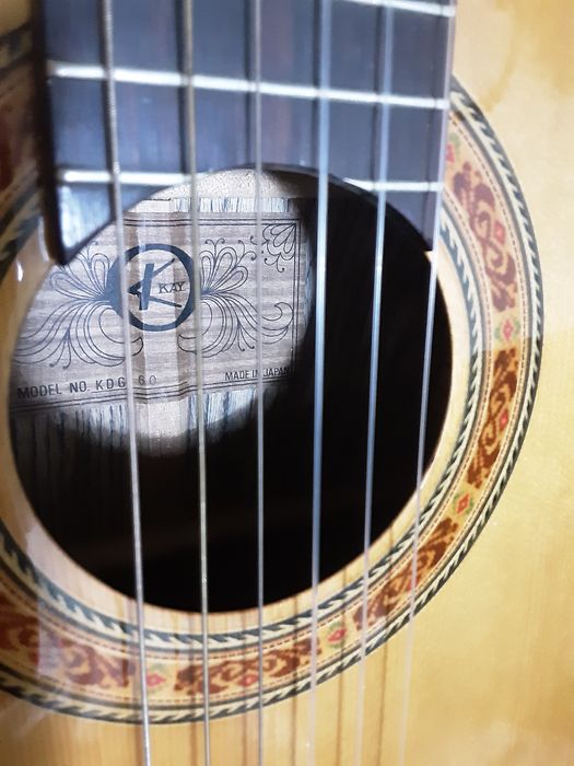 Guitarra japonesa  Kay cordas de aço