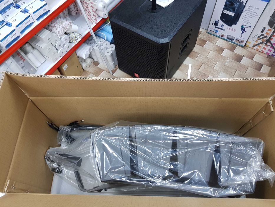 ACTIVE 8-COLUMN LINE-ARRAY SYSTEM 2X4"+SUB 18" 1800W VSOUND64173580593025122