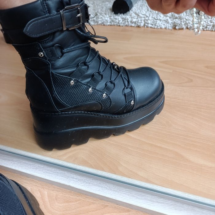 Botki na platformie 38