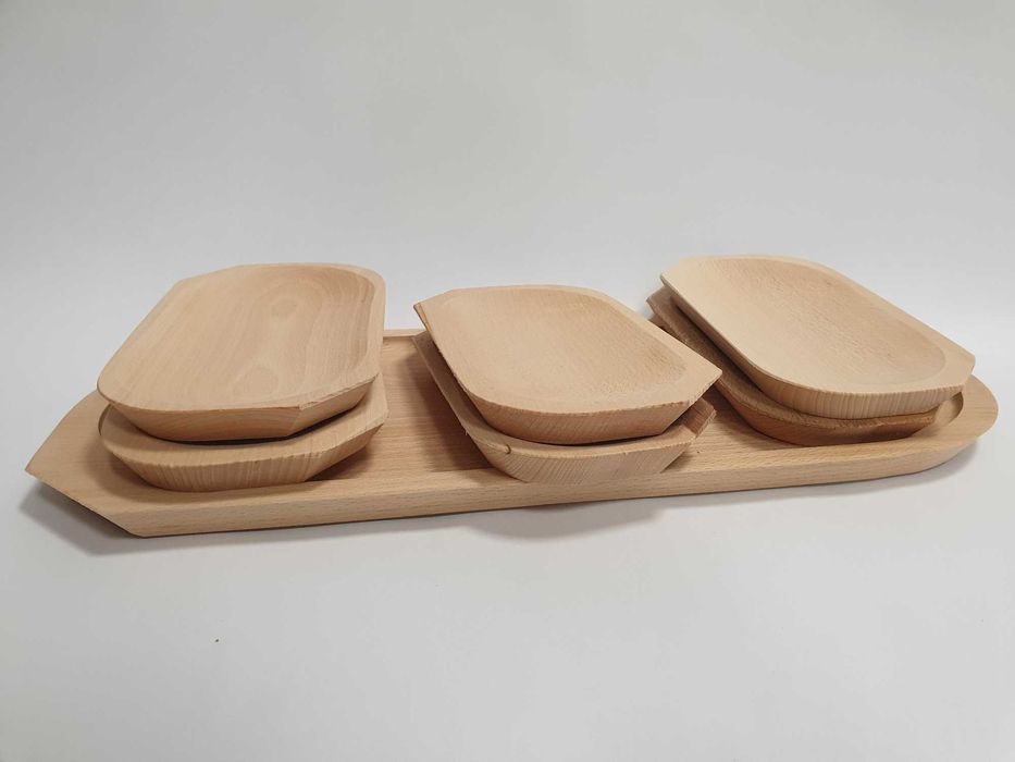 Zestaw naczyń drewnianych na grilla