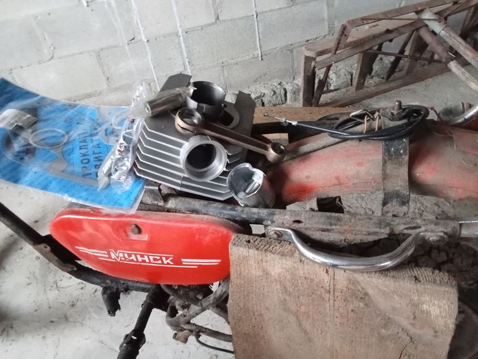 Продам мотоцикл мінськ 125 з новими запчастинами по запчастинах