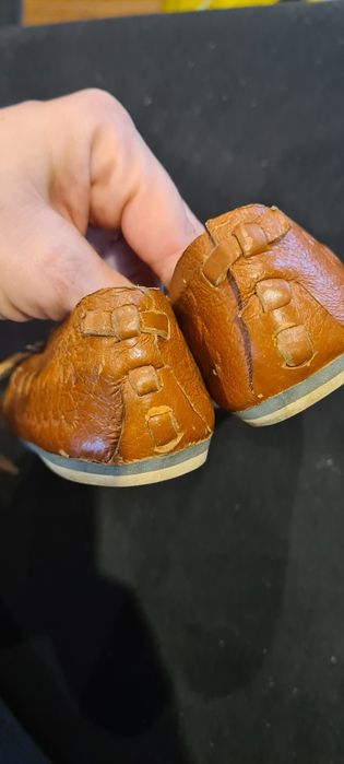 Oryginalne kierpce ponad 30letnie rozm 28