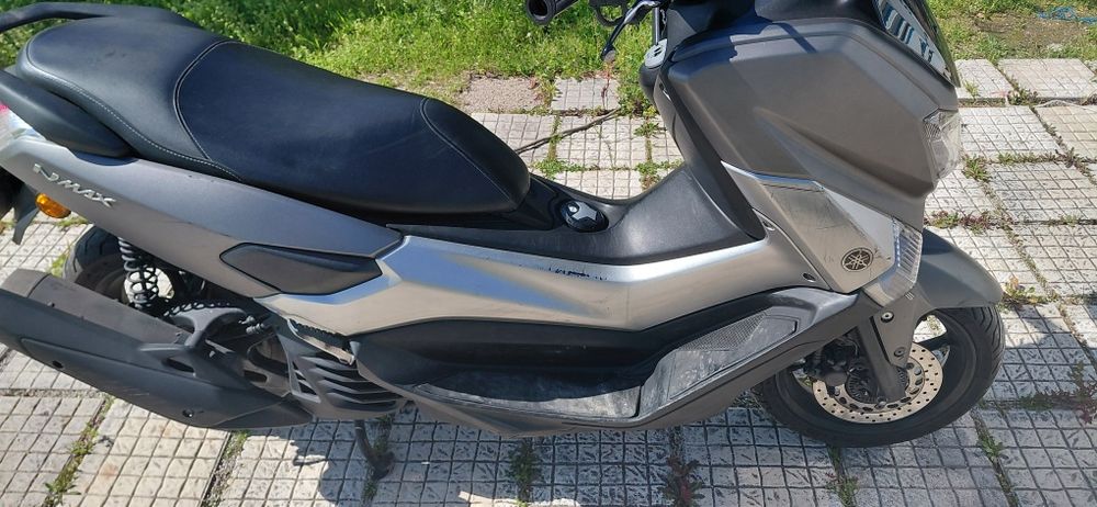 Vendo moto nmax proveniente de retoma