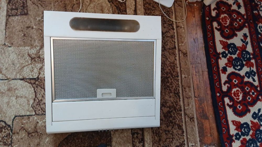 Витяжка кухона Vento