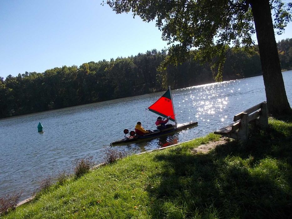 Kajak turystyczny K-2 z autorskim żaglem i wózkiem