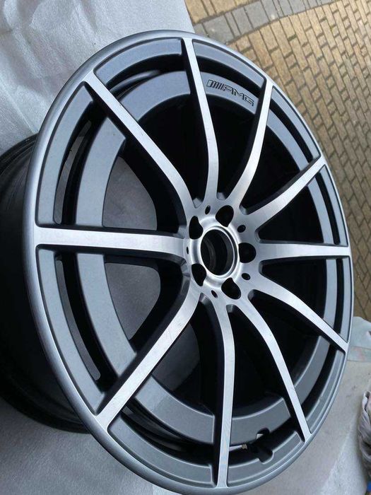 Mercedes GLS W167 AMG Pojedyńcza Fegla 21