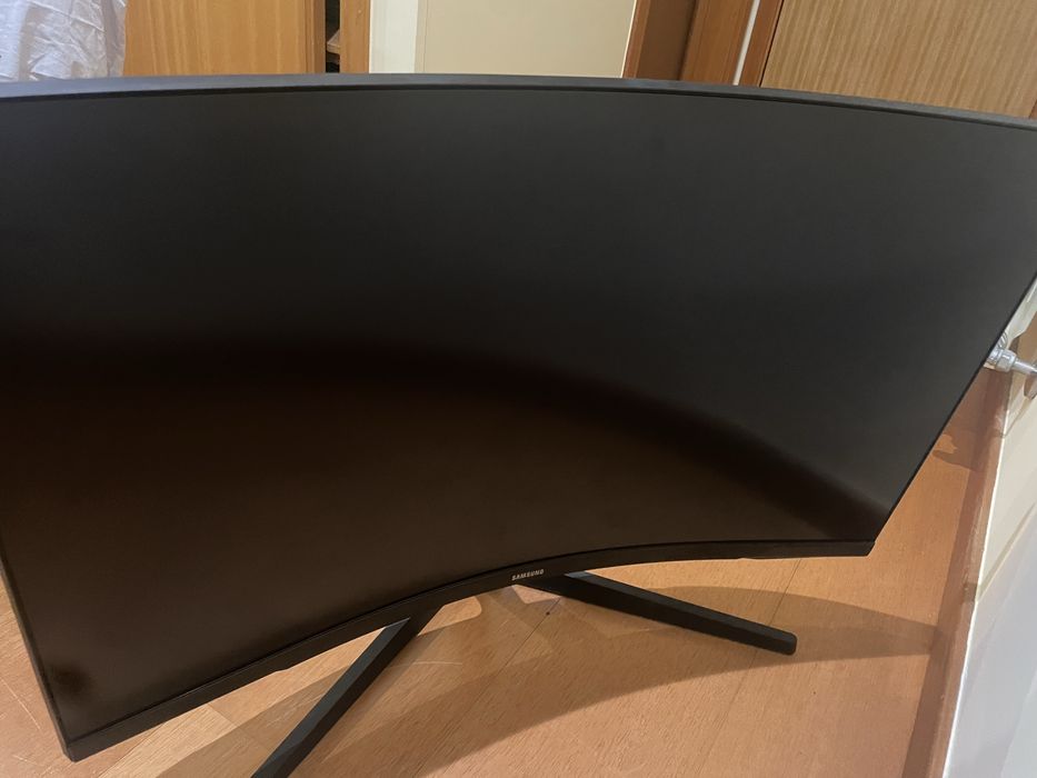 Monitor Gaming Curvo Samsung Odyssey G5 QHD | 165hrz | 32''